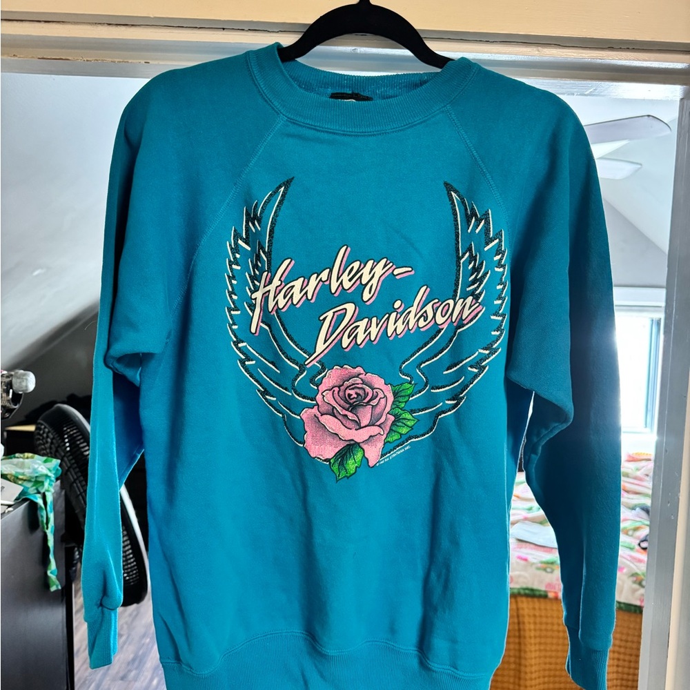 VINTAGE Harley-Davidson Teal Sweatshirt with Rose and Wings Large